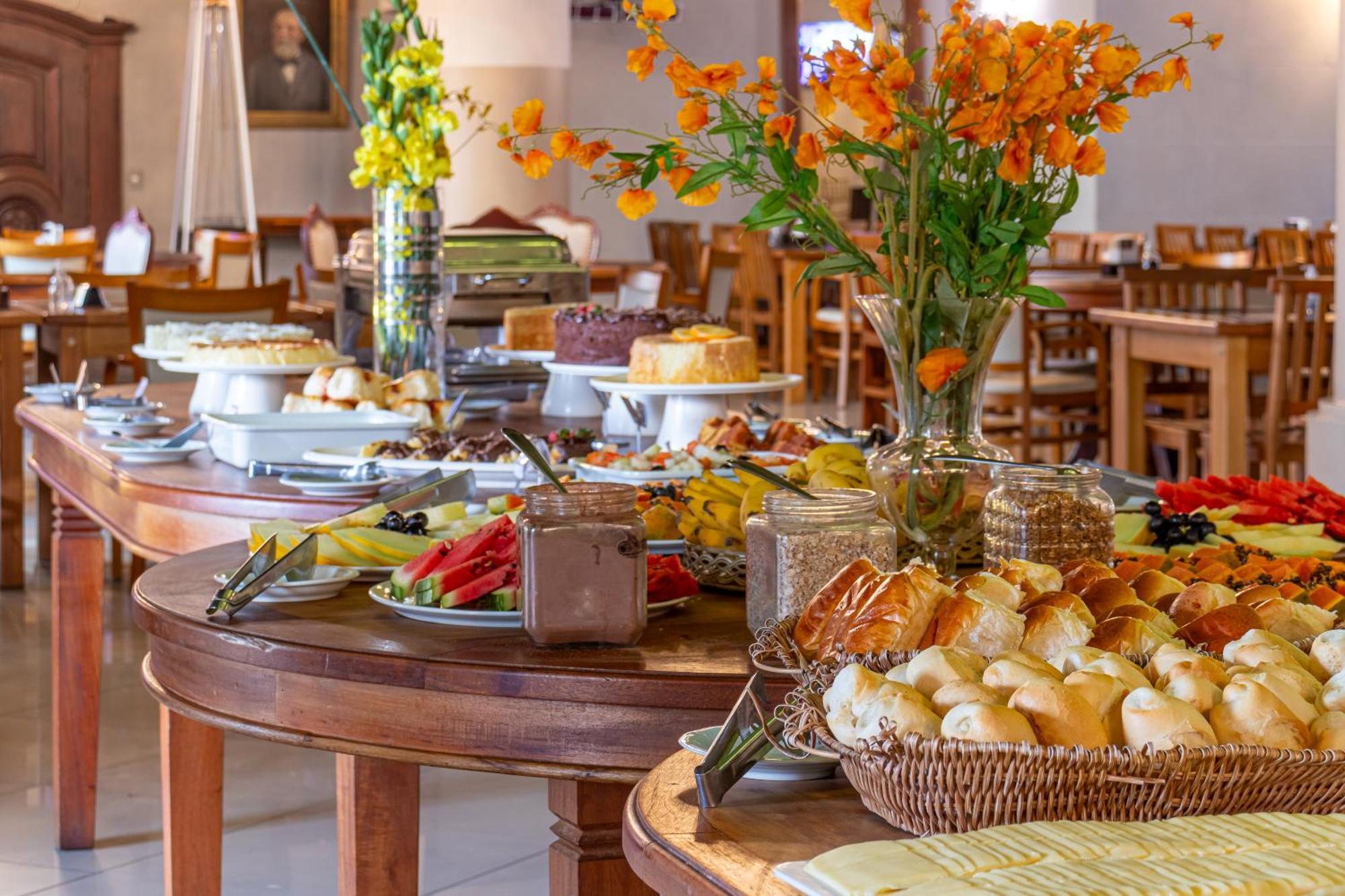 Castelo De Itaipava - Hotel, Eventos E Gastronomia Экстерьер фото