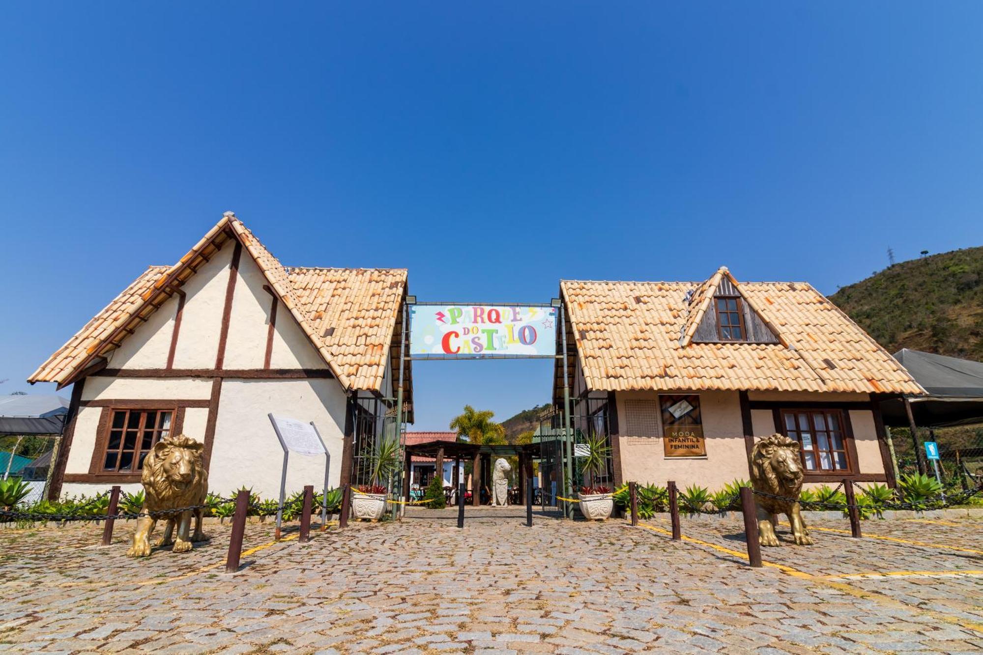 Castelo De Itaipava - Hotel, Eventos E Gastronomia Экстерьер фото