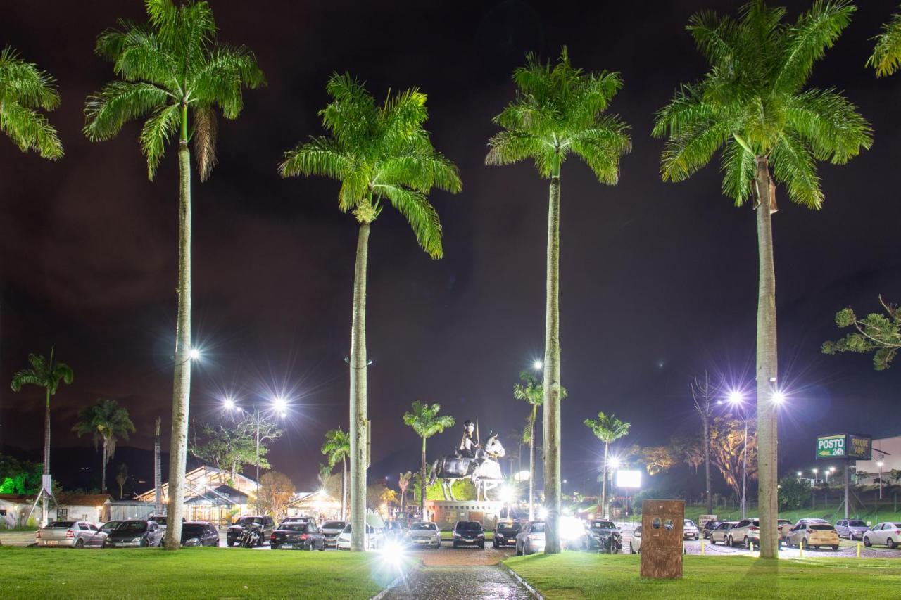 Castelo De Itaipava - Hotel, Eventos E Gastronomia Экстерьер фото